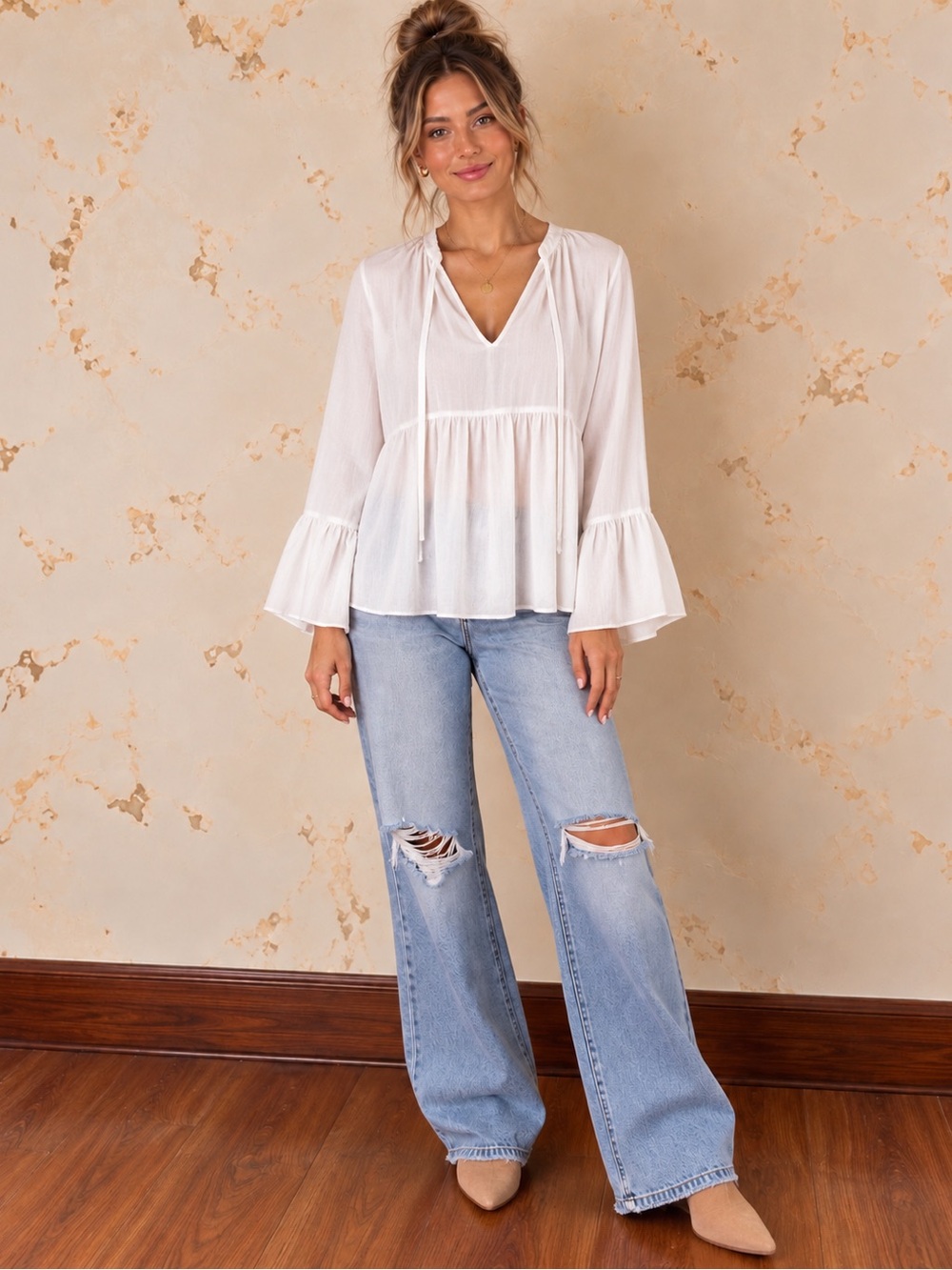 BCBGeneration White Rayon Peasant Blouse Bell Sleeve V-Neck Boho NWT Large